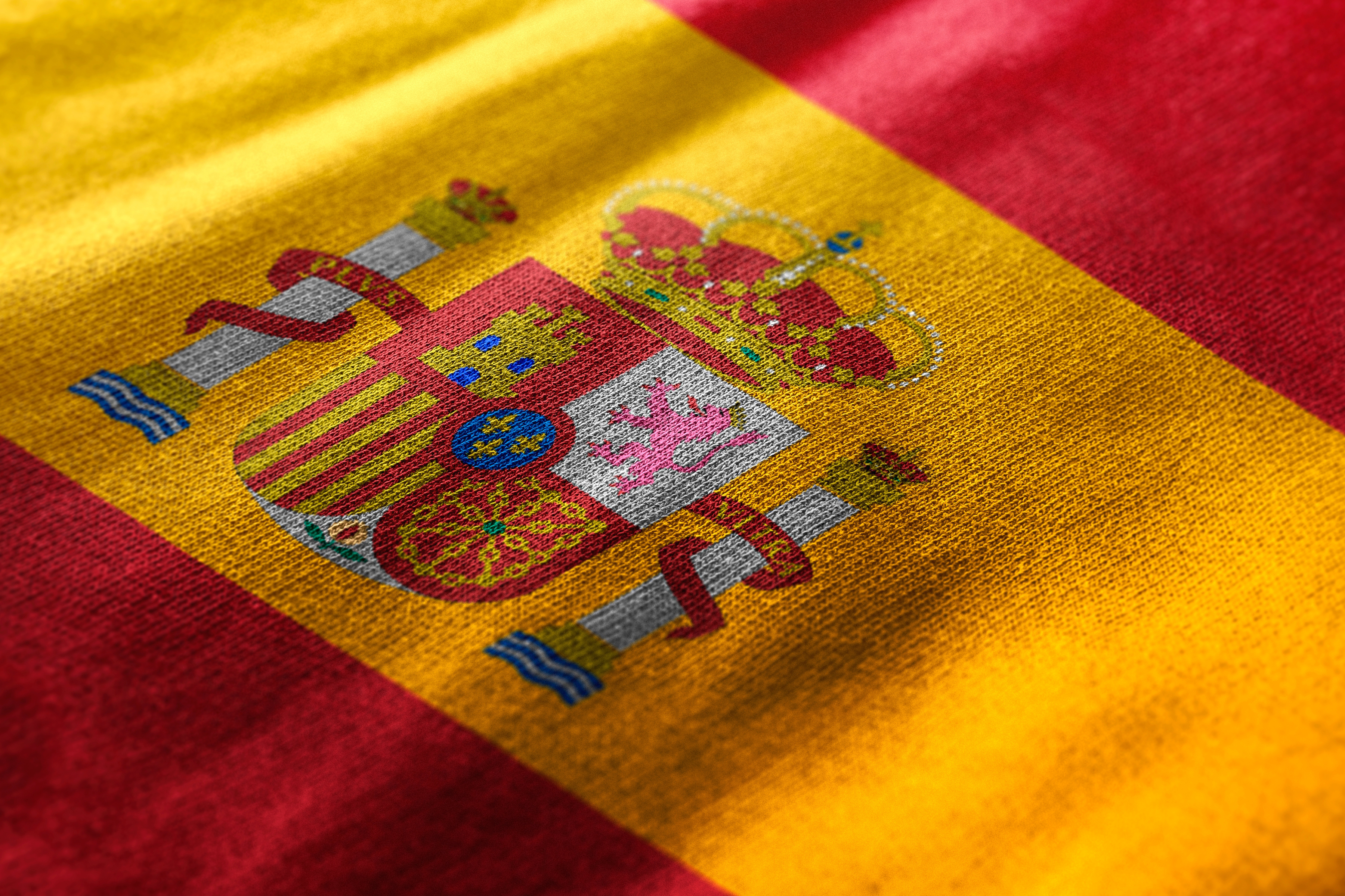 Флаг Испании, страны, где оформить гражданство могут иностранцы