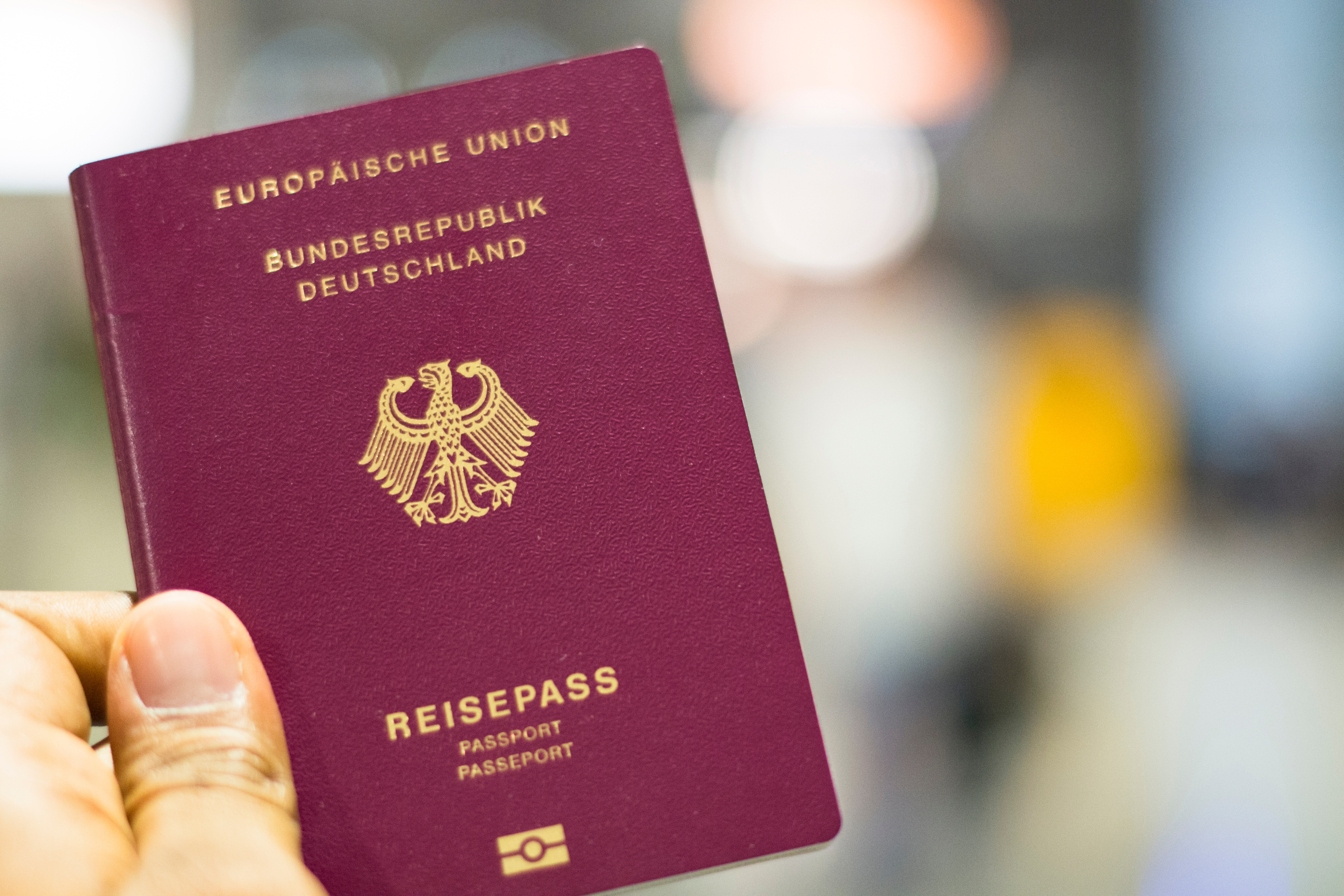Немецкий паспорт, который иностранцы могут получить