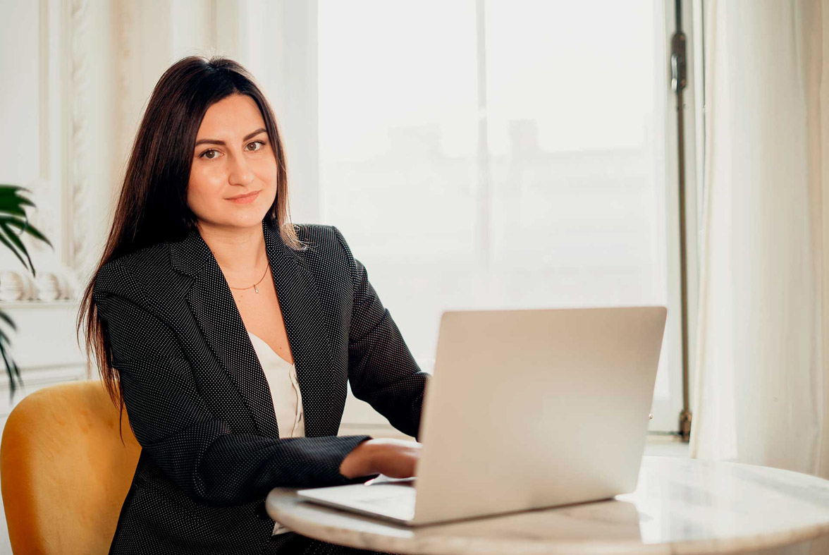 Александра Рустиченко Ведущий юрист проекта, специалист по миграционным программам, автор статей на сайте Migronium