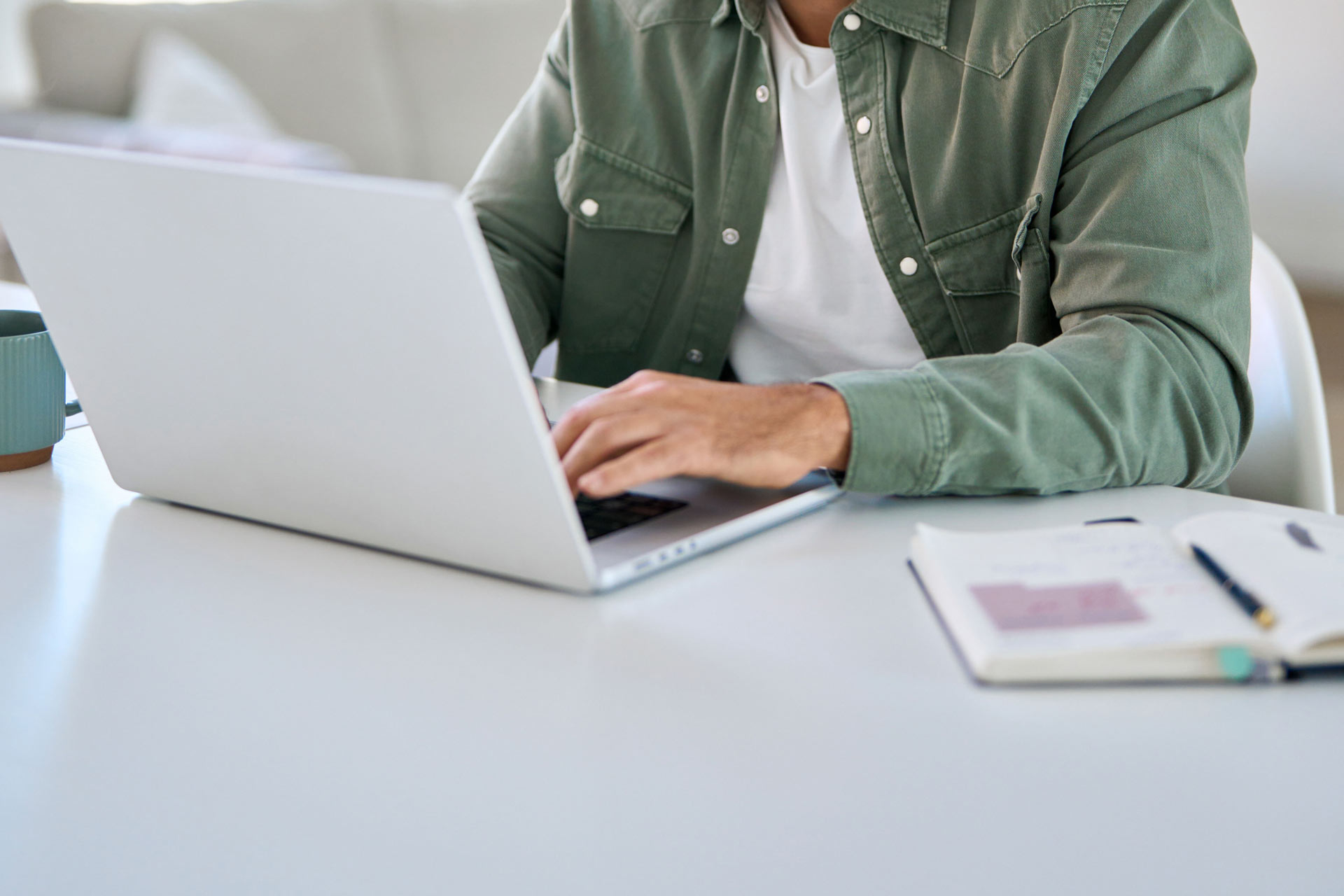 ВНЖ Узбекистана через трудоустройство